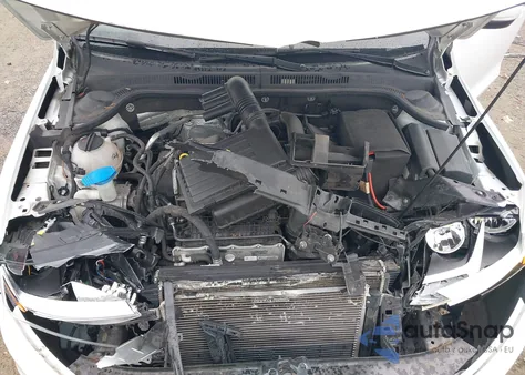 2017 Volkswagen Jetta 1.4T Se из США, поврежденный, VIN 3VWDB7AJ2HM222041